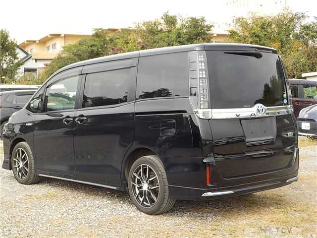 2015 Toyota Voxy