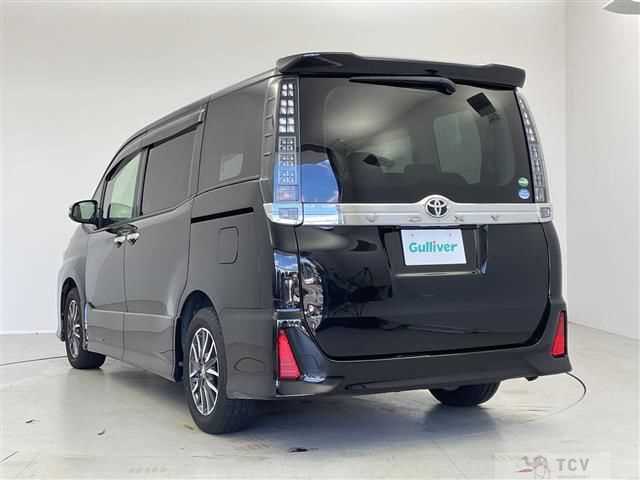 2015 Toyota Voxy