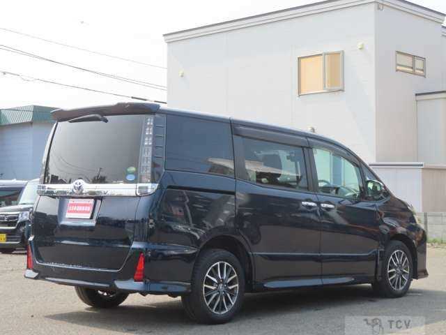 2015 Toyota Voxy