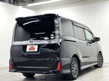 2016 Toyota Voxy