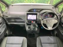 2016 Toyota Voxy