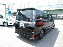 2016 Toyota Voxy