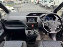 2016 Toyota Voxy
