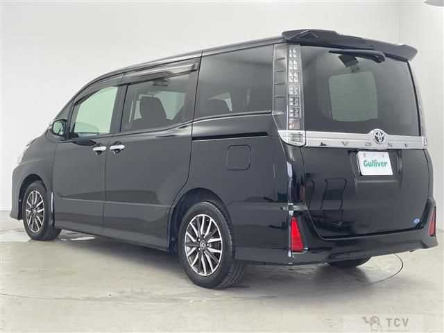 2016 Toyota Voxy