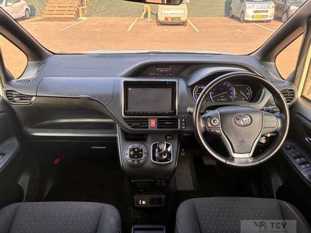 2016 Toyota Voxy