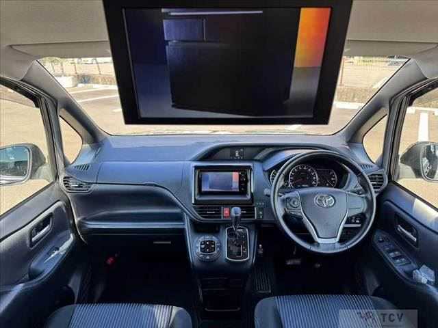 2016 Toyota Voxy