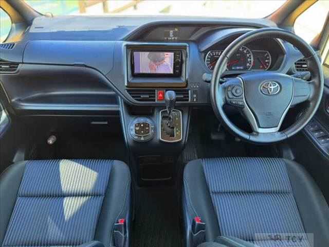 2016 Toyota Voxy