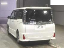 2016 Toyota Voxy