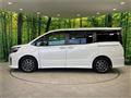 2016 Toyota Voxy