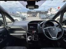 2017 Toyota Voxy