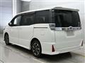 2017 Toyota Voxy
