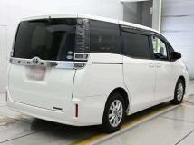 2017 Toyota Voxy
