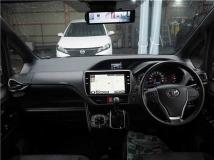 2017 Toyota Voxy