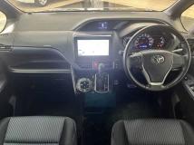 2017 Toyota Voxy