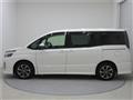 2017 Toyota Voxy