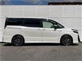 2017 Toyota Voxy