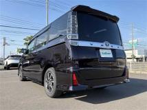 2017 Toyota Voxy