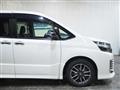 2017 Toyota Voxy