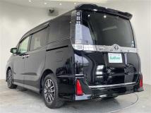 2017 Toyota Voxy