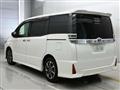 2018 Toyota Voxy