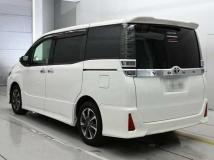 2018 Toyota Voxy
