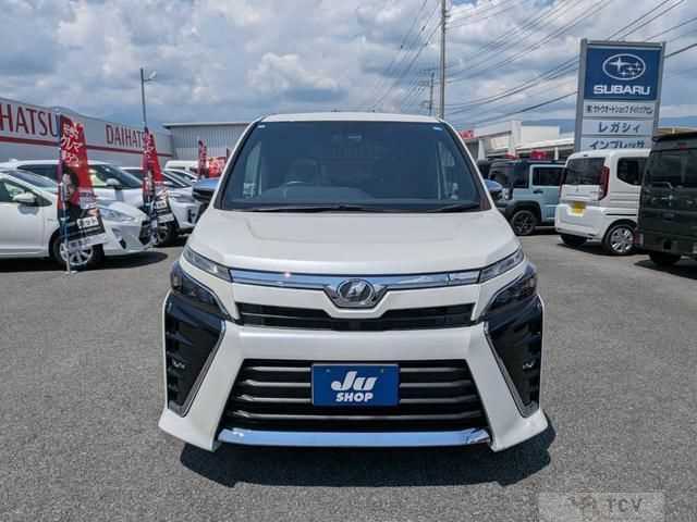 2018 Toyota Voxy