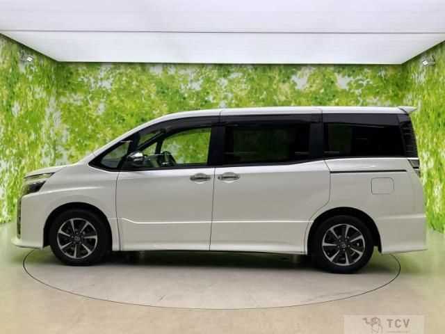 2018 Toyota Voxy
