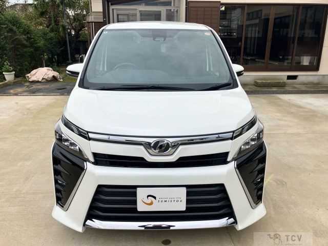 2018 Toyota Voxy