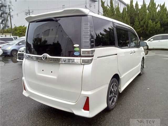 2018 Toyota Voxy