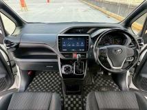 2018 Toyota Voxy