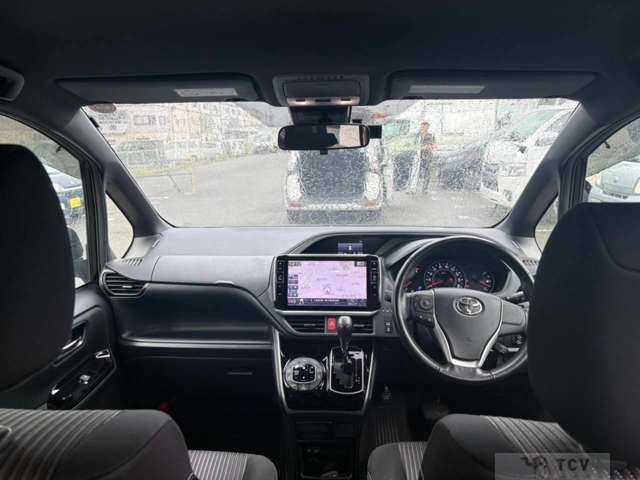 2018 Toyota Voxy
