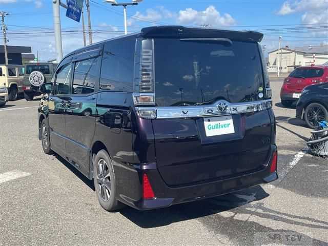 2018 Toyota Voxy