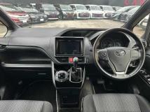 2019 Toyota Voxy