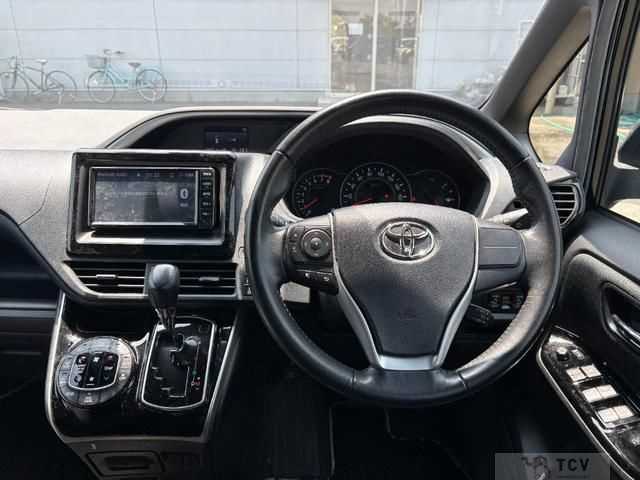 2019 Toyota Voxy