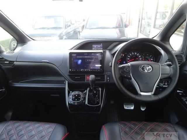 2019 Toyota Voxy