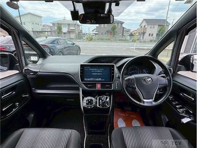 2019 Toyota Voxy