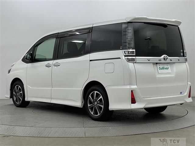 2019 Toyota Voxy