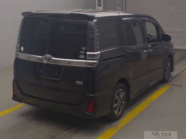 2019 Toyota Voxy