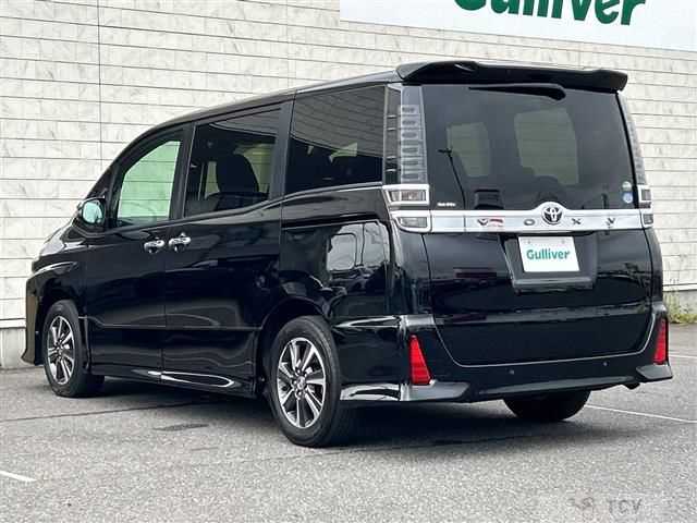 2019 Toyota Voxy