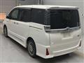 2019 Toyota Voxy