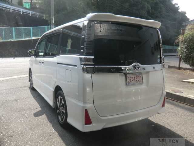 2019 Toyota Voxy