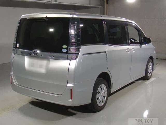 2019 Toyota Voxy