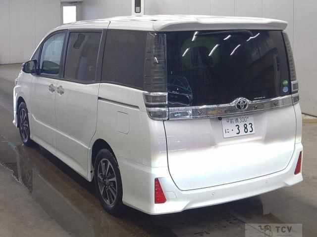 2020 Toyota Voxy