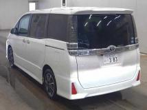 2020 Toyota Voxy