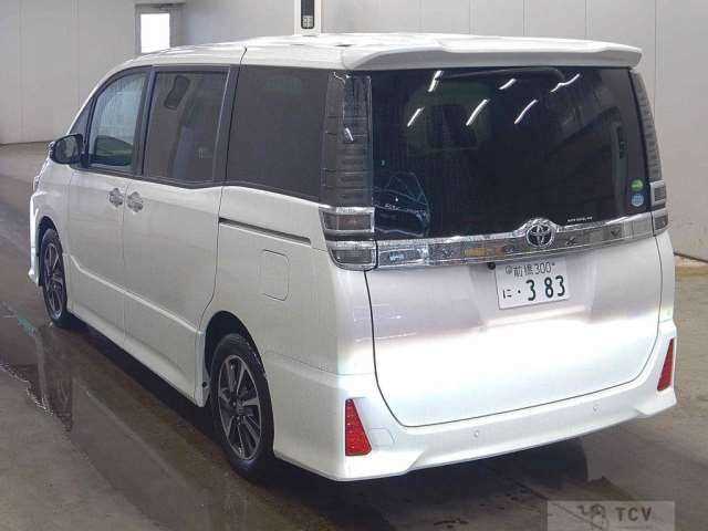 2020 Toyota Voxy