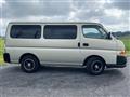 2006 Nissan Caravan