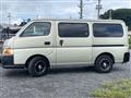 2006 Nissan Caravan
