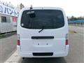 2011 Nissan Caravan