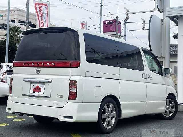 2004 Nissan Elgrand