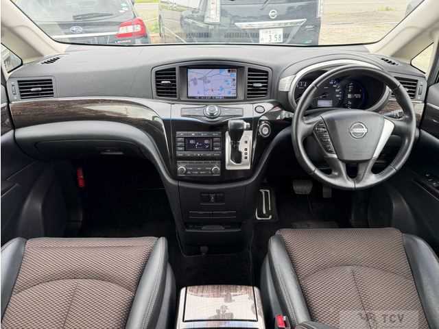 2010 Nissan Elgrand